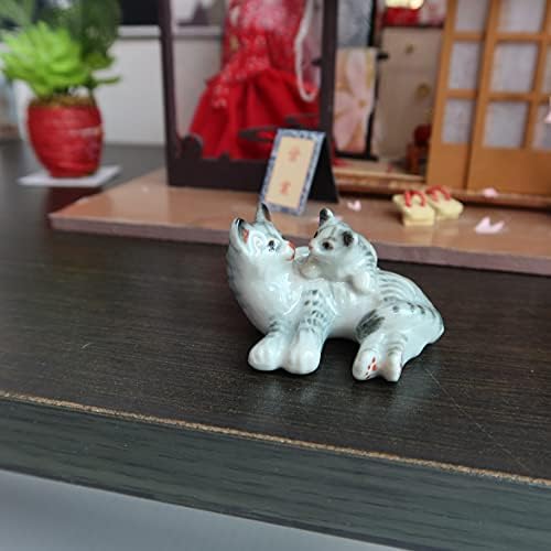 Porcelana de gato Cozinest Mãe com gatinho de gatinho bebê Cerâmica Kitty Kitty colecionável Miniature Dollhouse Painted