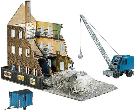 Saller 130466 Townhouse/Demolição Ho Scale Building Kit