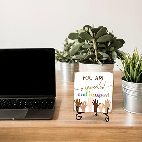 Presentes de decoração de mesa de diversidade inspirada, Igualdade Afirmação Placa de madeira com Stand for School Classroom